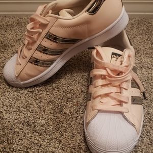 Adidas super star pastel pink silver triple stripe sneakers US 7.5
